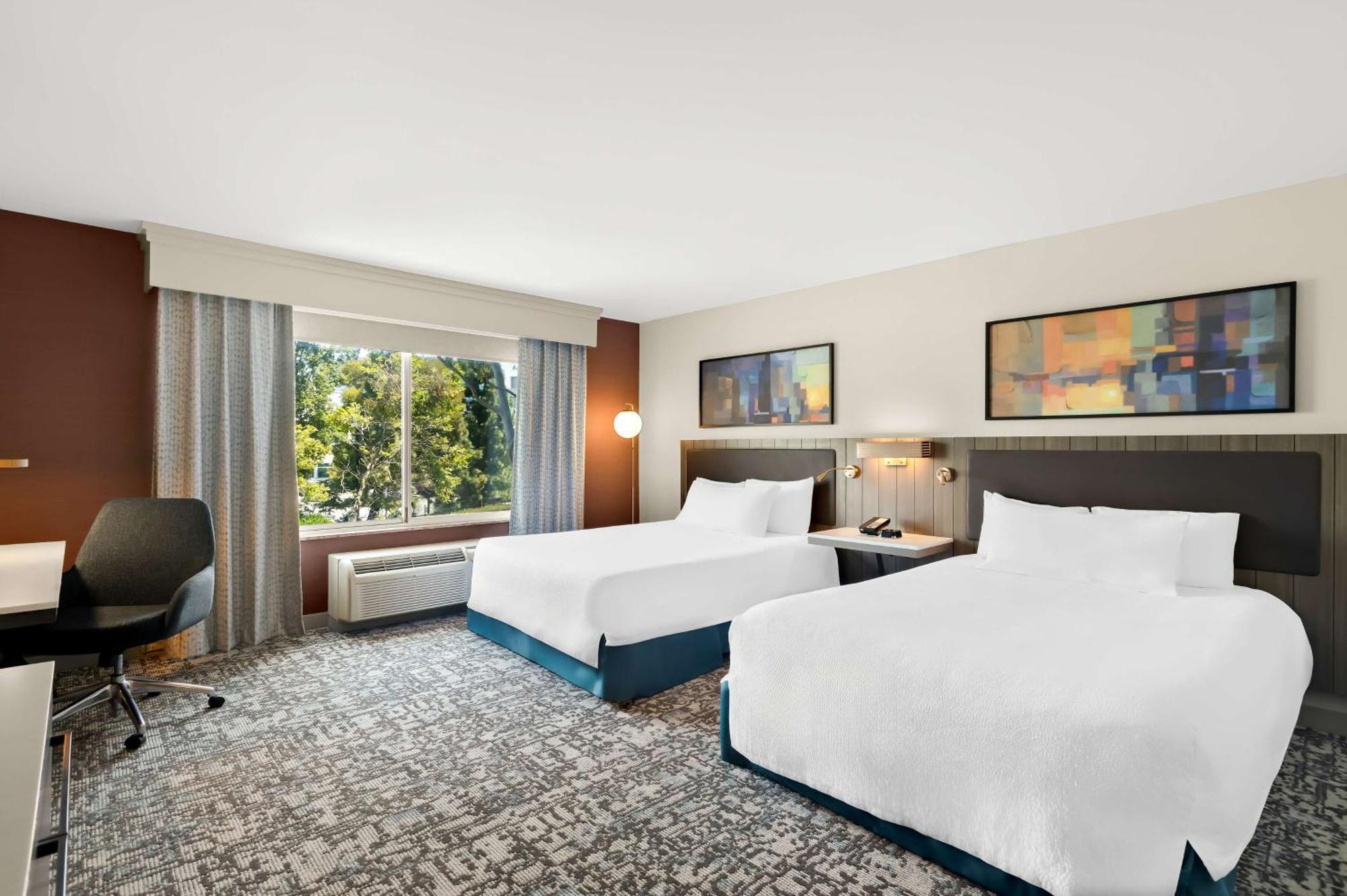 Hilton Garden Inn San Mateo Ngoại thất bức ảnh
